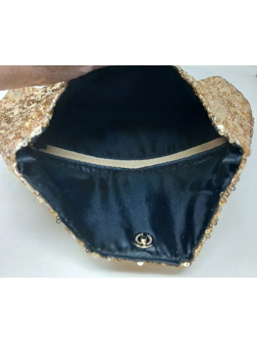 Victorias Secret Gold Sequin Clutch Fold-Over Closure & Zippered Pocket #D-25 - Picture 4 of 11